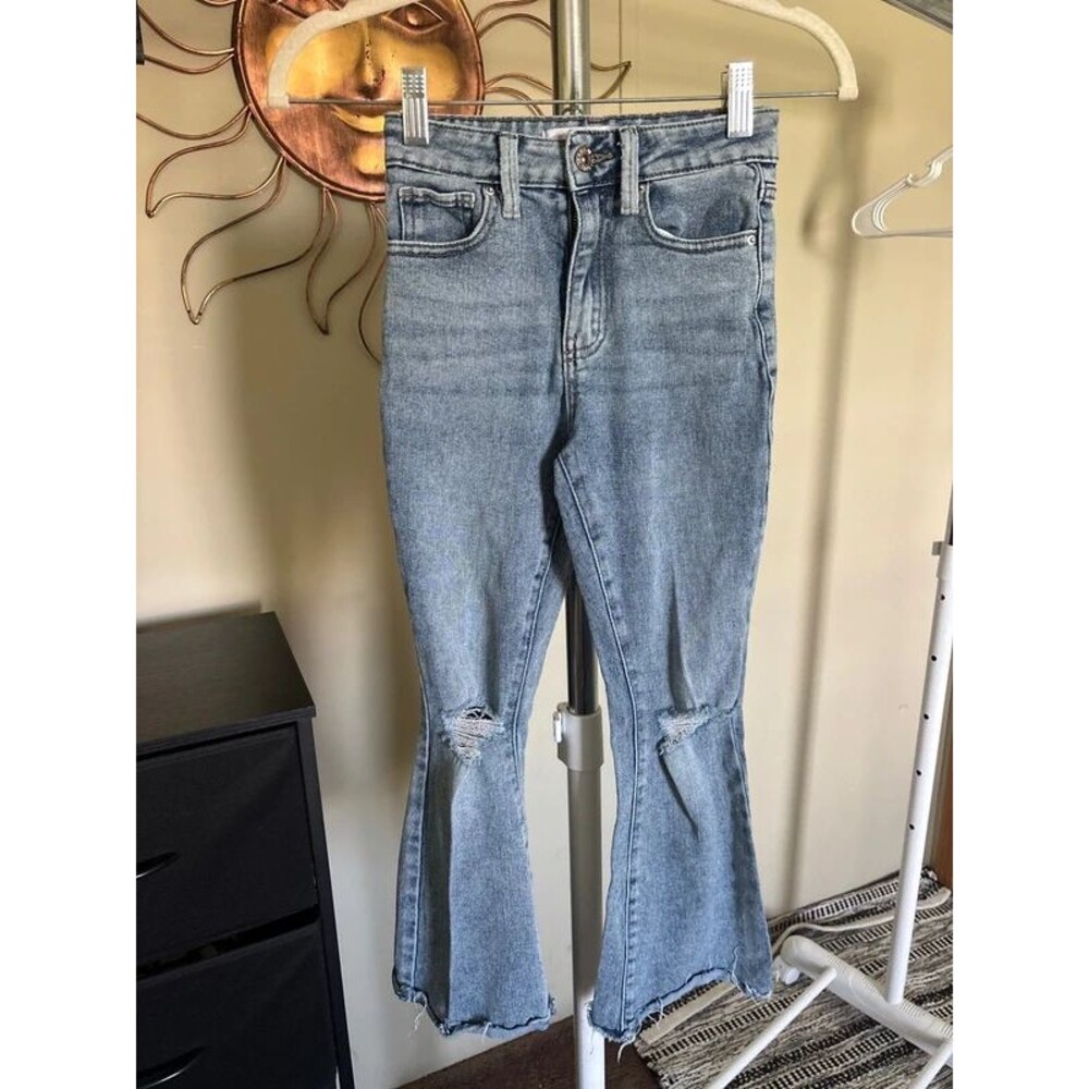 YMI girl size 8 Taylor flare fit jeans